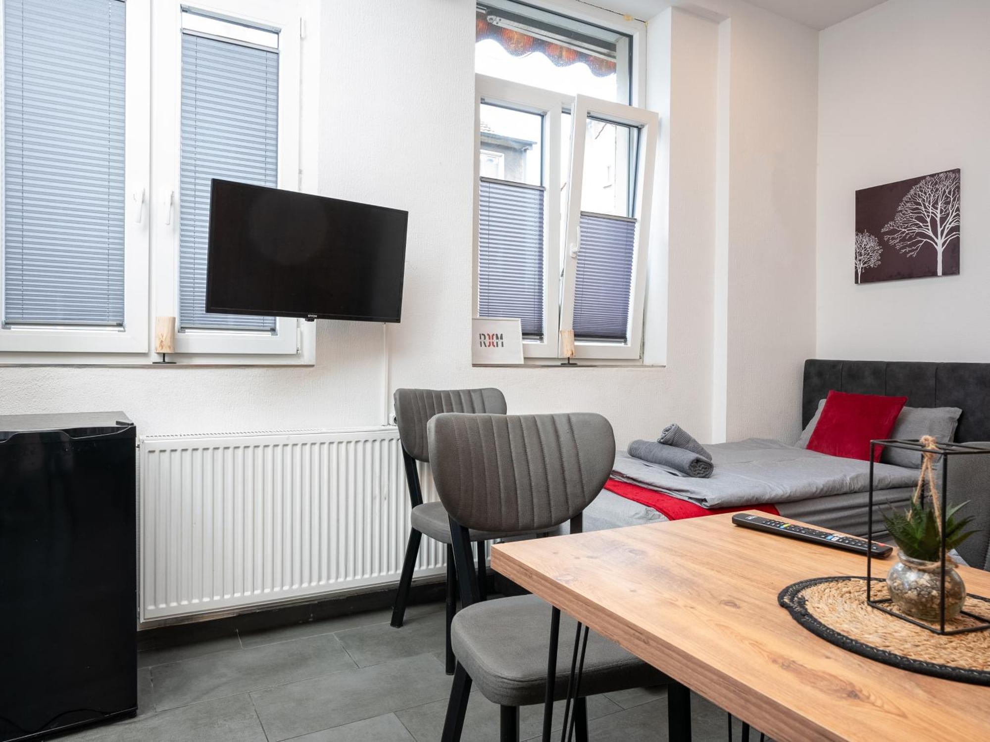 Serviceroom24 - 2 In Hoch Wlan - Smart-tv - 24-7 Check-in Und Kueche Recklinghausen